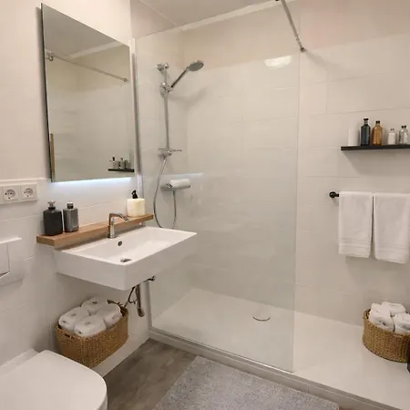 Wohnen Am Fusse Der Burg Apartamento